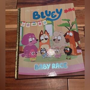 📚 Bluey Baby Race Book hardcover 📚